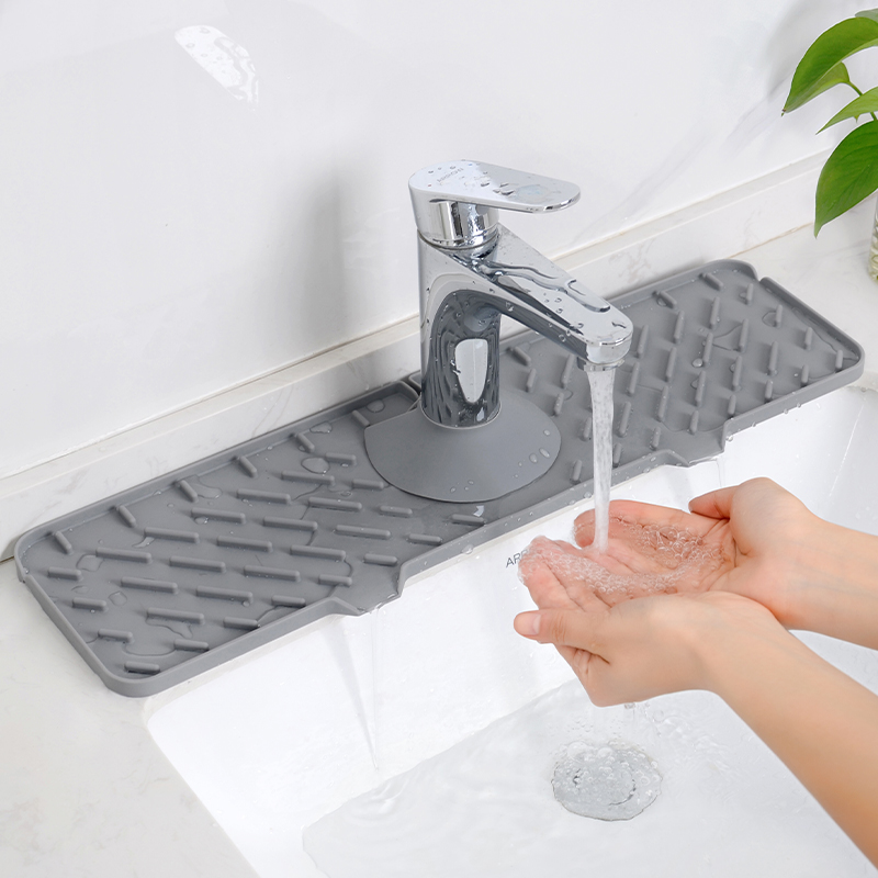 水龙头沥水垫厨房水槽防溅水硅胶垫水池接水垫洗手台防积水导水垫