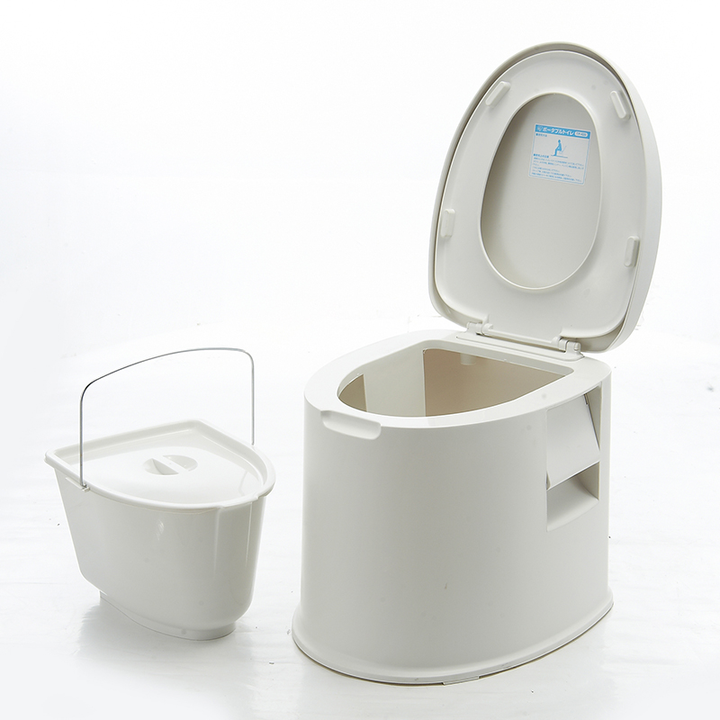 日本家用老人坐便器可移动马桶室内便携式厕所凳孕妇老年人尿盆