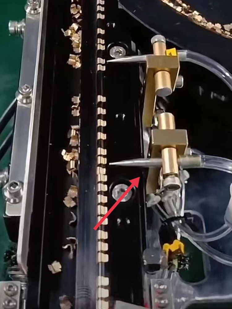 振动盘上料配件 M5螺牙连接头 M4不锈钢吹气管 震动盘机械转接头
