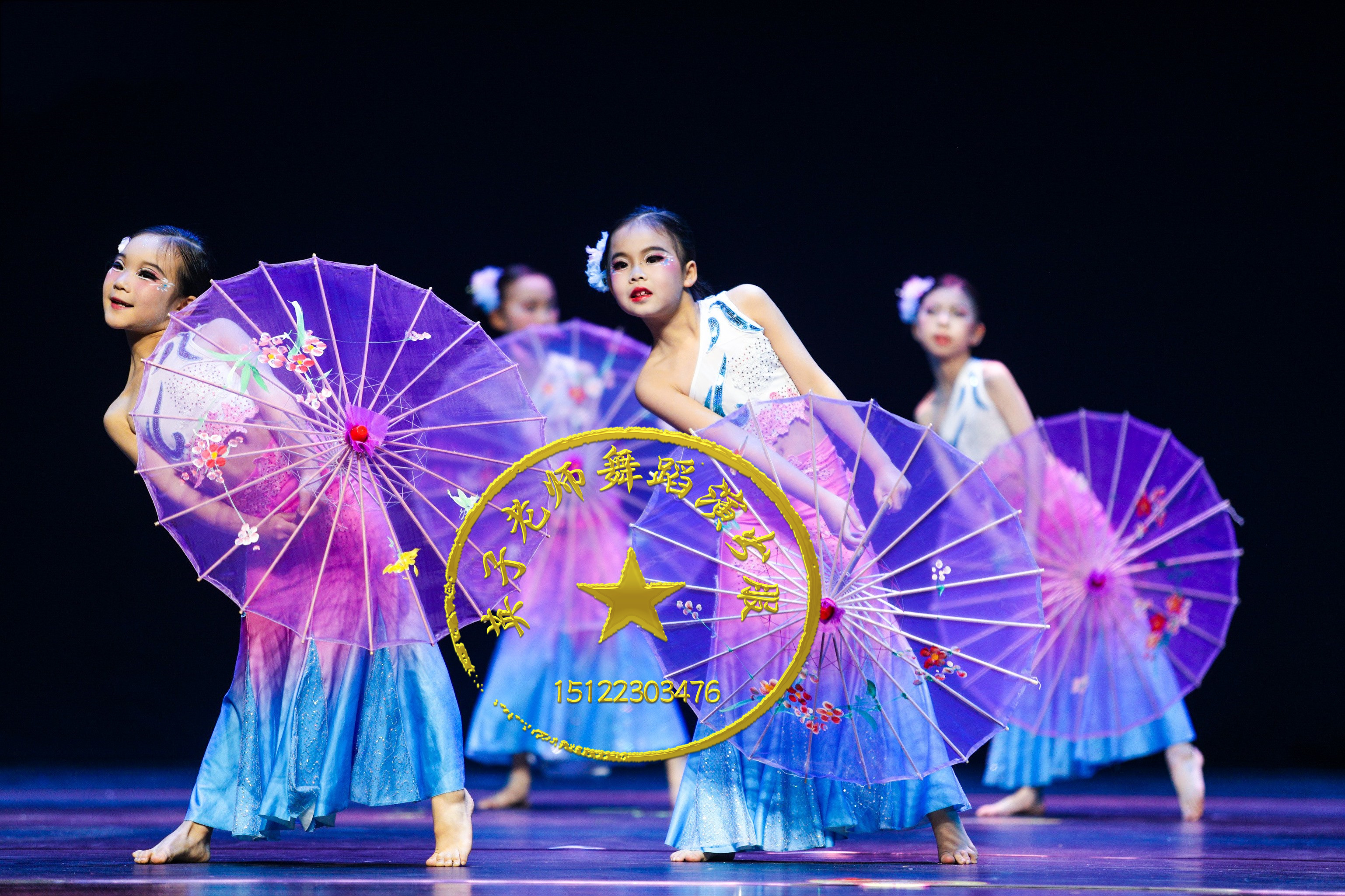 傣乡的雨傣族演出服傣家的女儿傣家的雨音乐雨伞道具再看你一眼傣