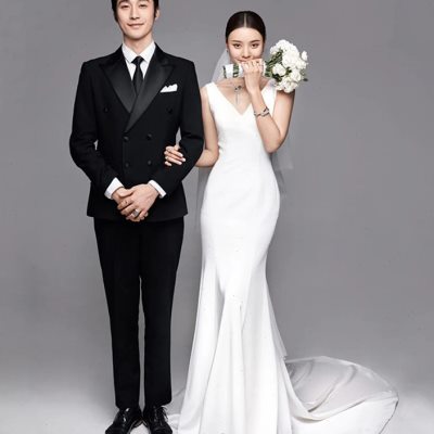 韩式V领轻婚纱气质显瘦2023新款新娘结婚外景拍照鱼尾礼服女简约