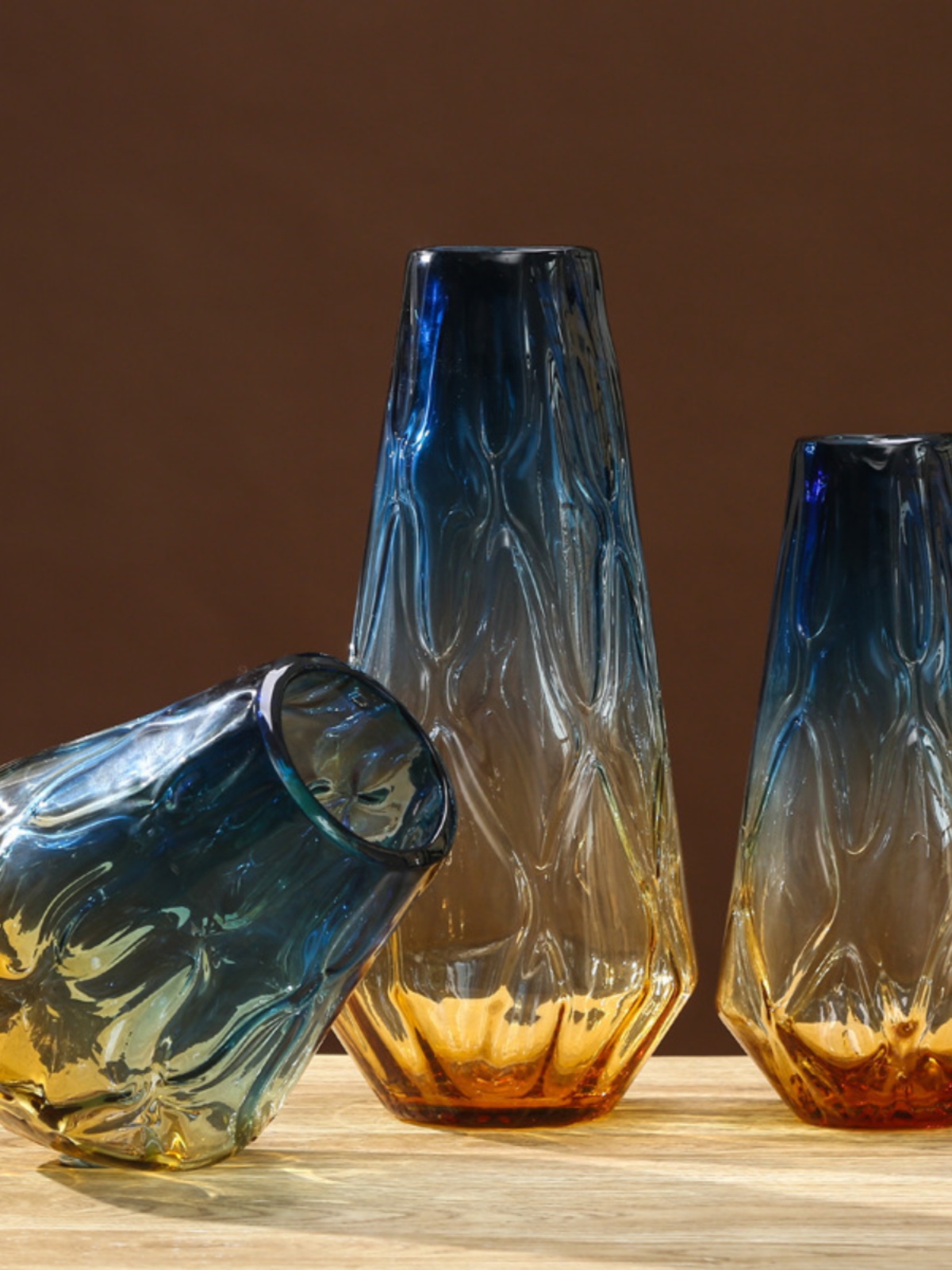 新创意美式彩色透明玻璃花瓶摆件家居E台面插花花器软装陈列摆促