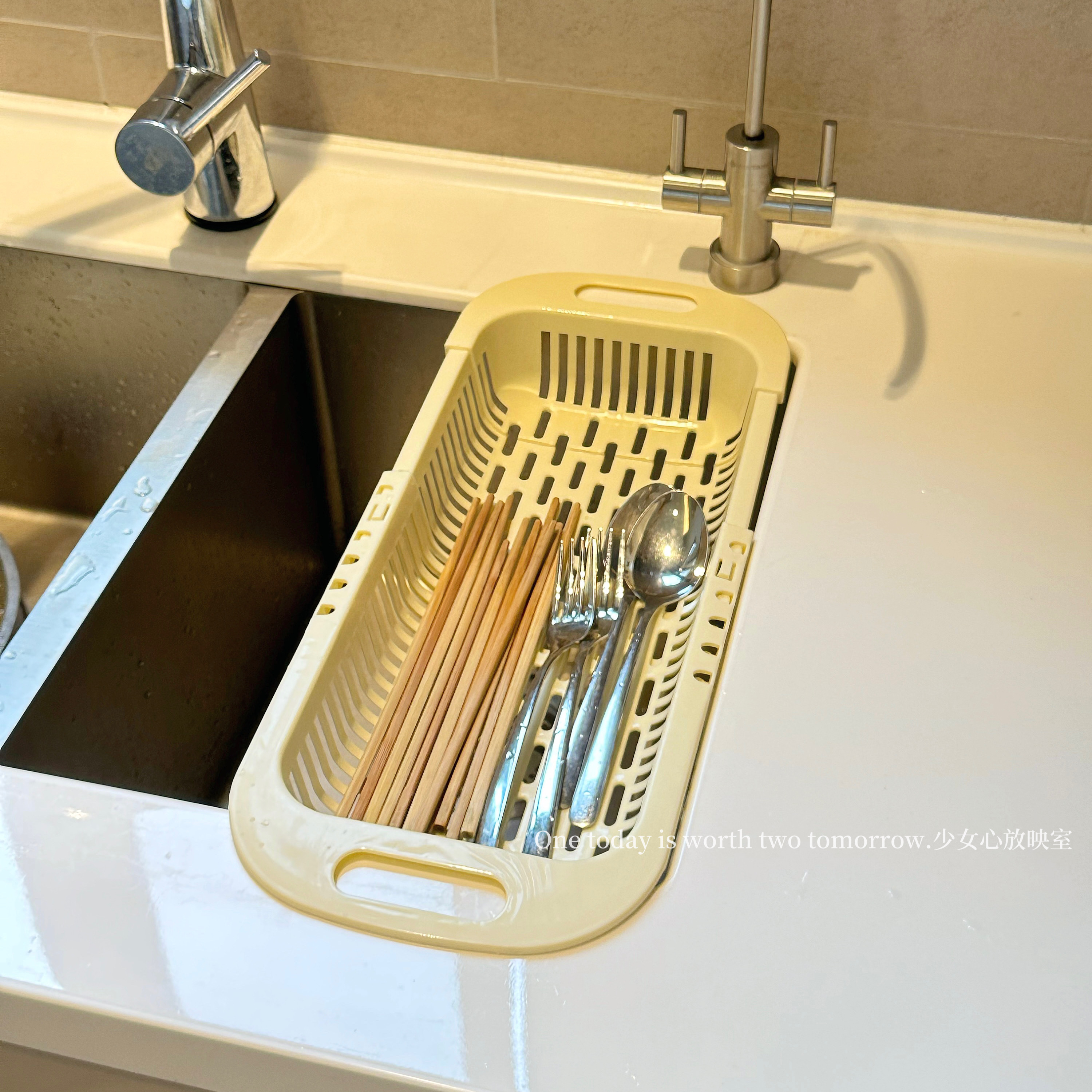 可伸缩水槽沥水架滤水篮洗碗池洗菜篮厨房置物架碗碟筷餐具收纳架