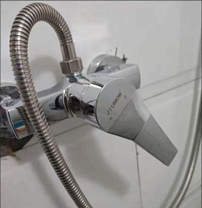 浴室混水阀冷热水龙头淋浴器配件电热水器洗澡阀花洒龙头