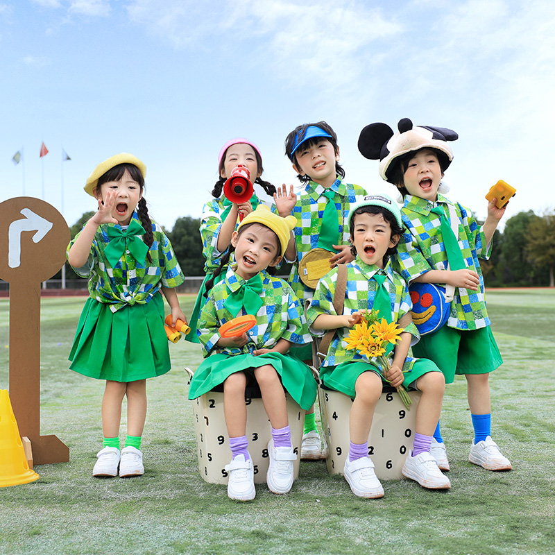 六一儿童啦啦队表演出服装小学生运动会格子班服幼儿园毕业照服装