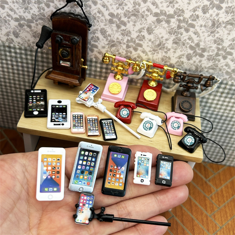 迷你苹果手机复古电话模型ob11 兵人 公仔娃娃屋微缩配件仿真摆件