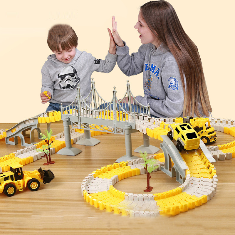 童励工程车轨道车儿童玩具抖音拼装电动小火车汽车diy益智
