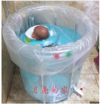 热销加厚一次性洗澡袋婴儿充气游泳池用浴桶宝宝圆形浴袋膜260