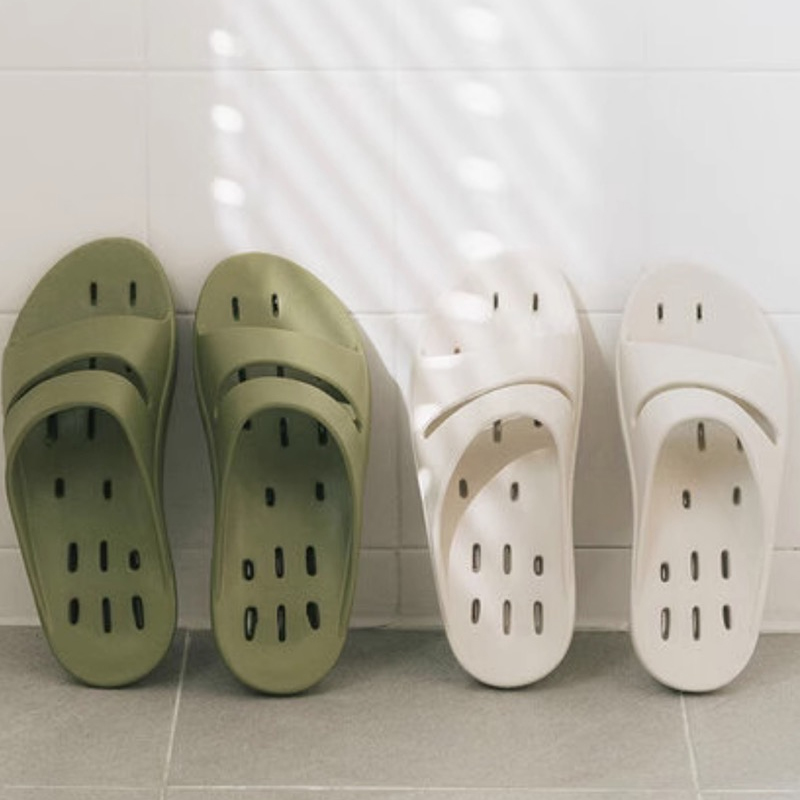 韩国原装进口居家防滑加厚EVA简约浴室纯色镂空拖鞋漏洞卫浴洗澡