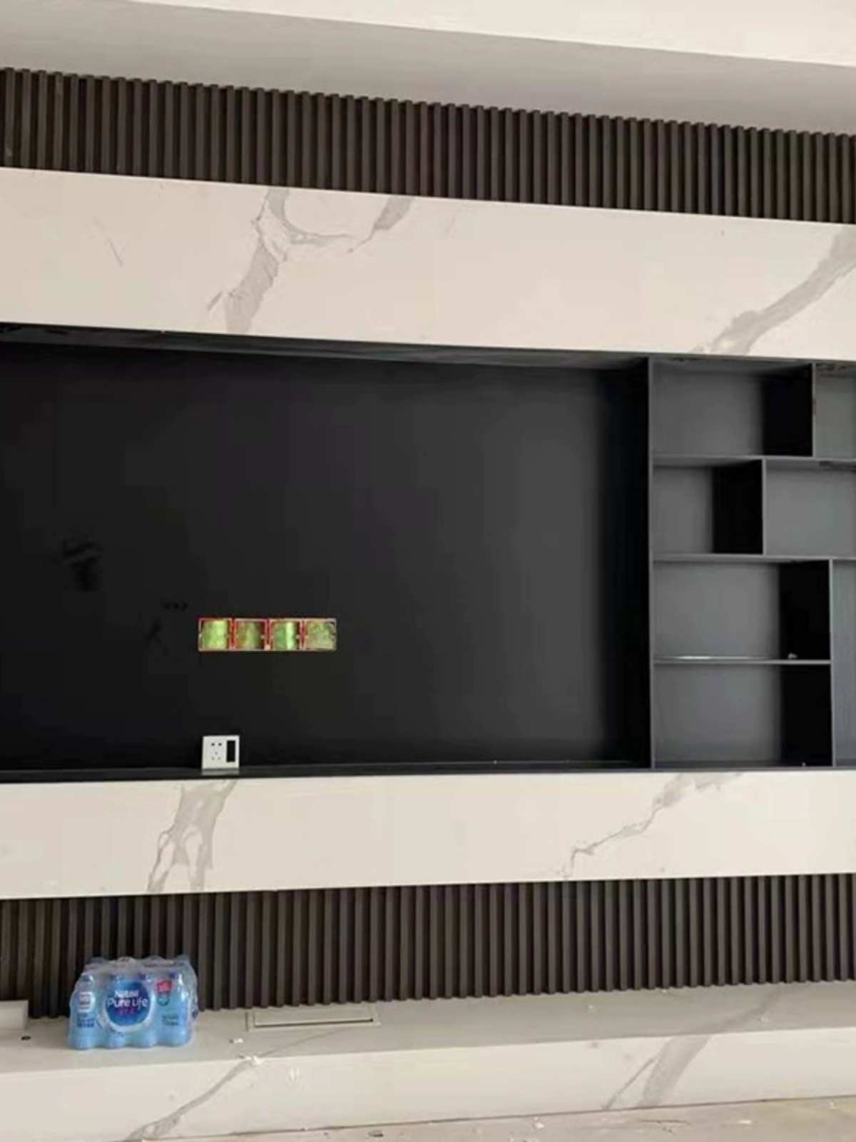 不锈钢电视机柜框壁龛内嵌入式8575寸背景墙黑色成品装饰金属壁龛