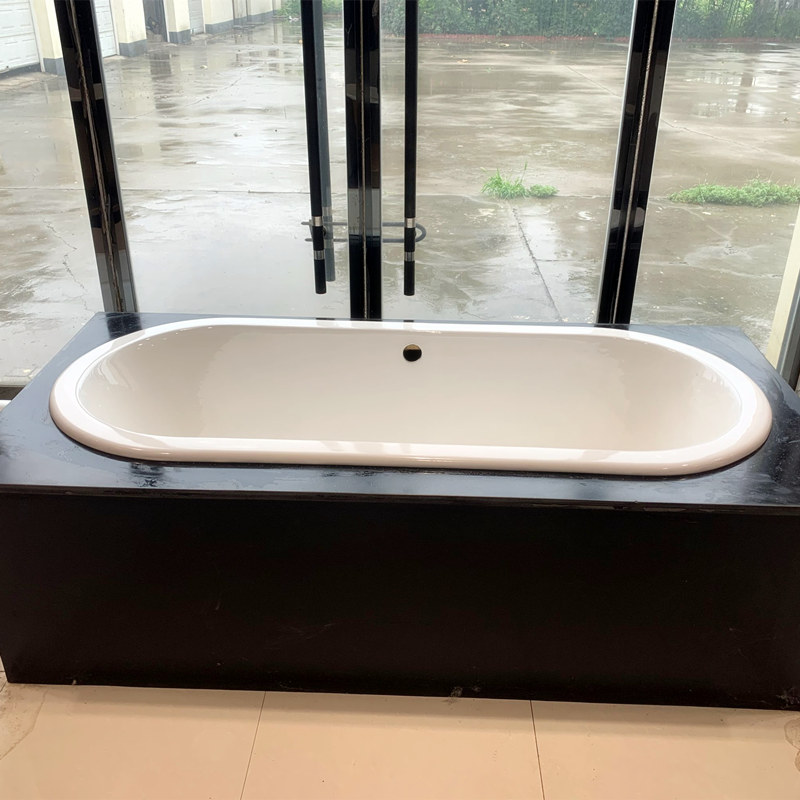 简派卫浴铸铁嵌入式椭圆白色1.5米/1.7米工程搪瓷浴缸家用洗澡缸