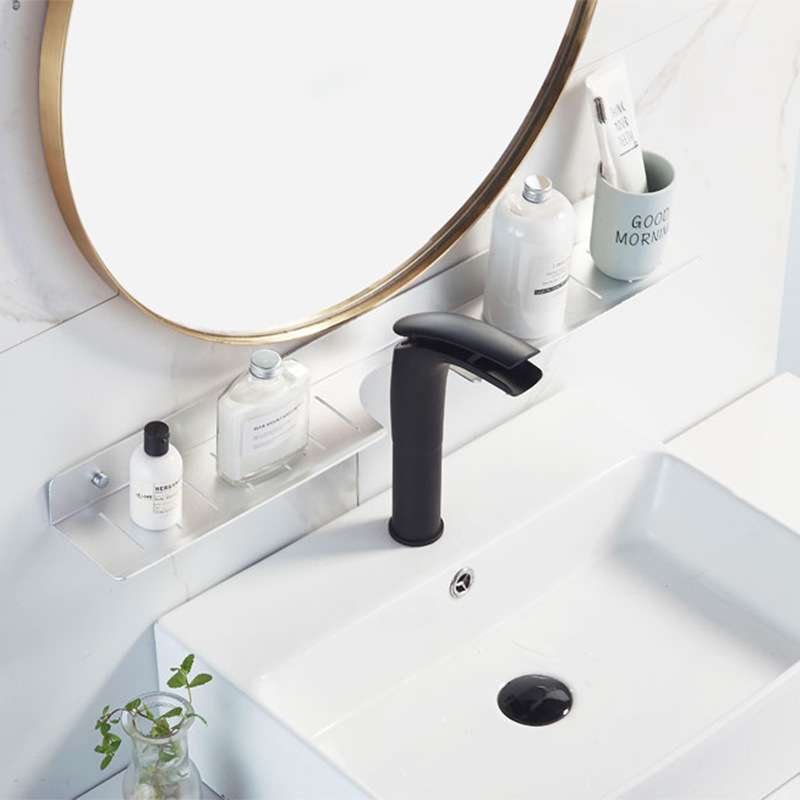 北欧浴室水龙头置物架卫生间镜前置物架壁挂免打孔厕所洗漱台架子