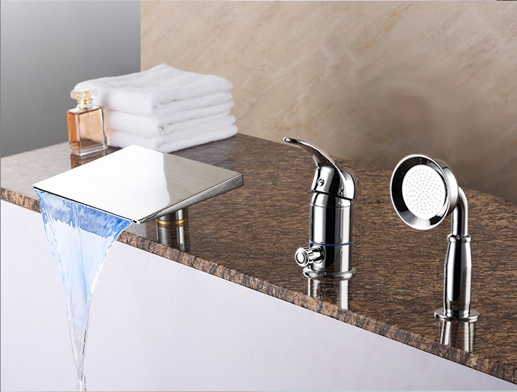 新款全铜浴缸三孔水龙头套装冷热瀑布方形把手带LED镀铬浴室坐式