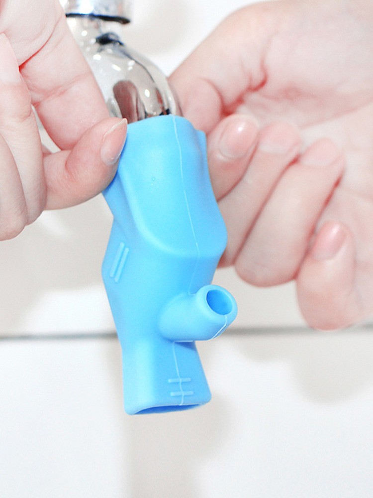 个水龙头延伸器防溅饮水接头硅胶水嘴倒水槽儿童宝宝洗手延长神器