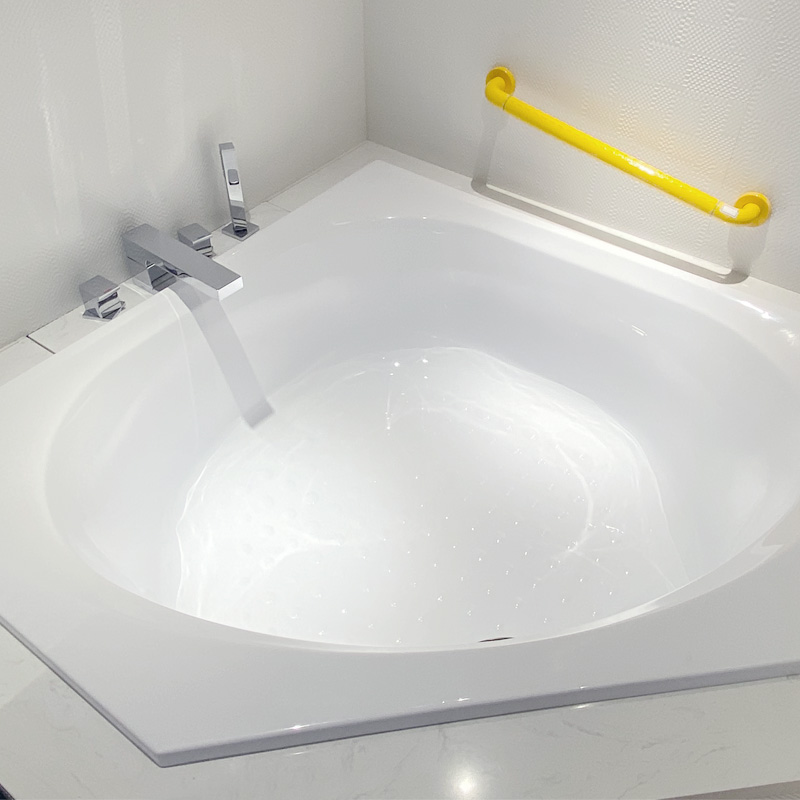 TOTO亚克力浴缸PAY1300P家用小户型1.3米嵌入式三角扇形洗澡浴盆
