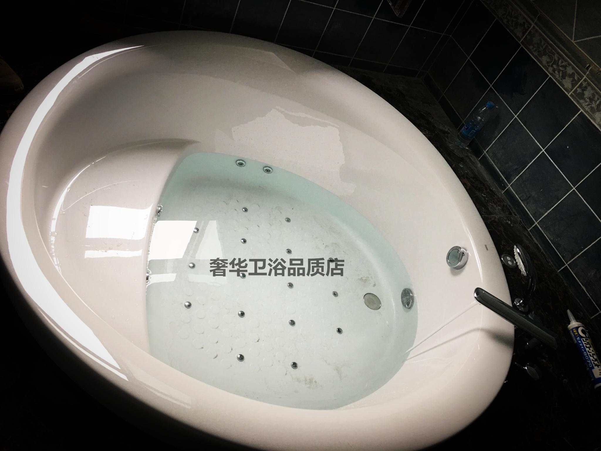 TOTO奢华珠光气泡冲浪按摩浴缸PPYD1630ZPT圆形独立型浴缸含排水