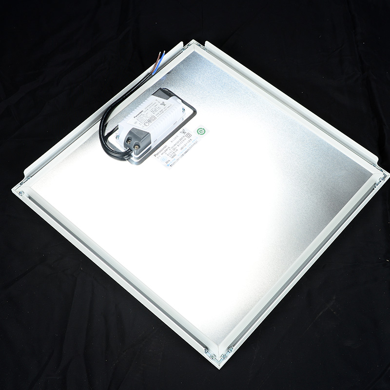 松下灯具 LED集成吊顶面板灯嵌入式厨卫灯简易安装10W20W特价包邮